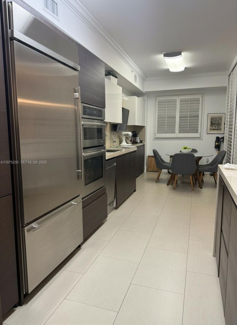 735 Crandon Blvd , Unit 303, Key Biscayne, FL 33149 Photo