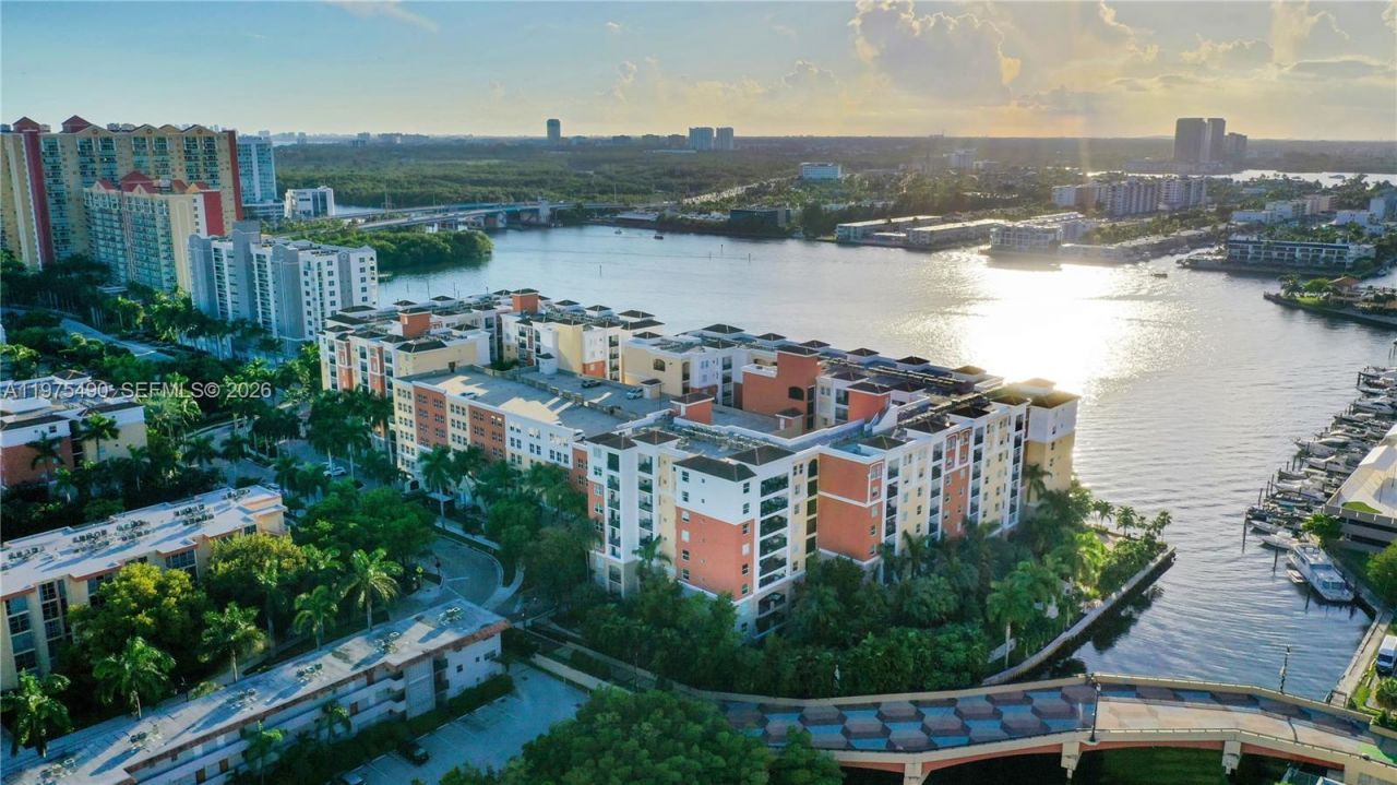 17100 N Bay Rd , Unit 1802, Sunny Isles Beach, FL 33160 Photo