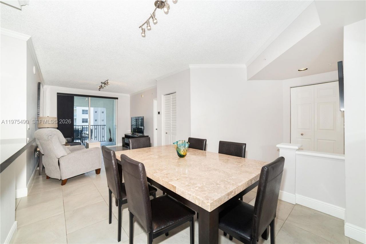 17100 N Bay Rd , Unit 1802, Sunny Isles Beach, FL 33160 Photo