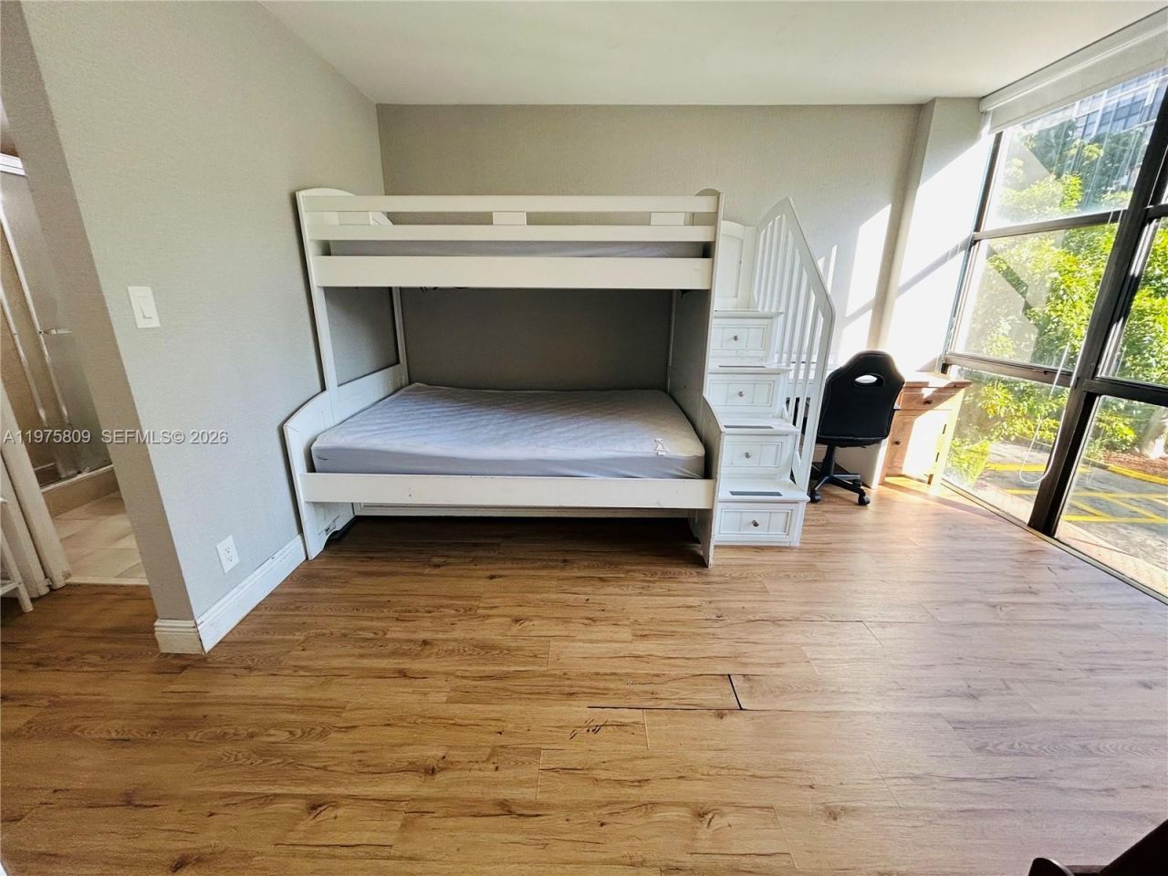 17021 N Bay Rd , Unit 219, Sunny Isles Beach, FL 33160 Photo