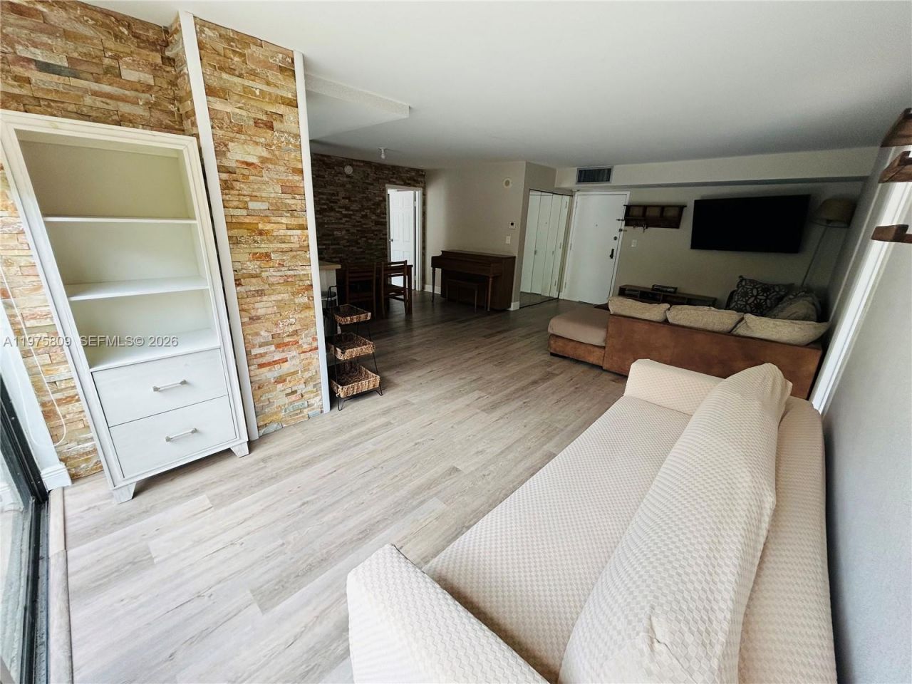 17021 N Bay Rd , Unit 219, Sunny Isles Beach, FL 33160 Photo