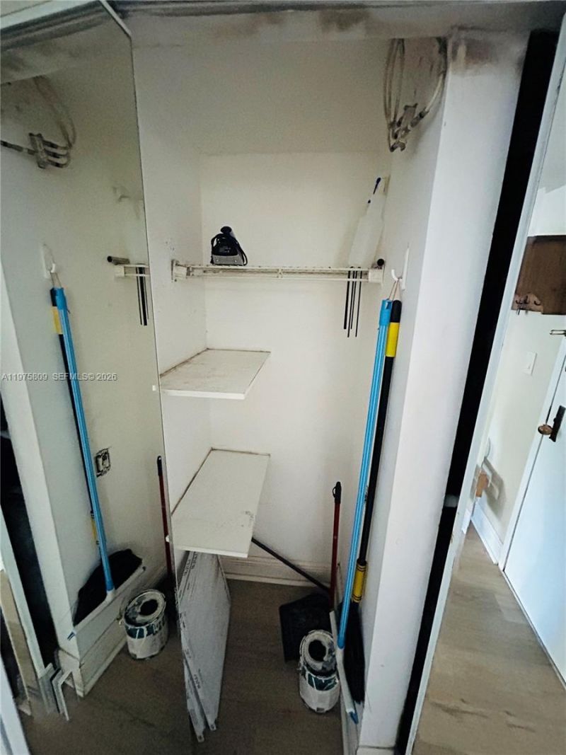 17021 N Bay Rd , Unit 219, Sunny Isles Beach, FL 33160 Photo