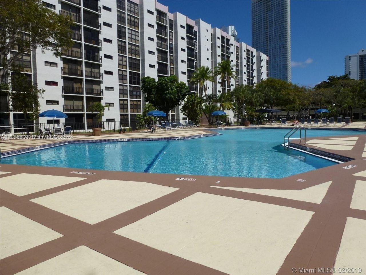 17021 N Bay Rd , Unit 219, Sunny Isles Beach, FL 33160 Photo