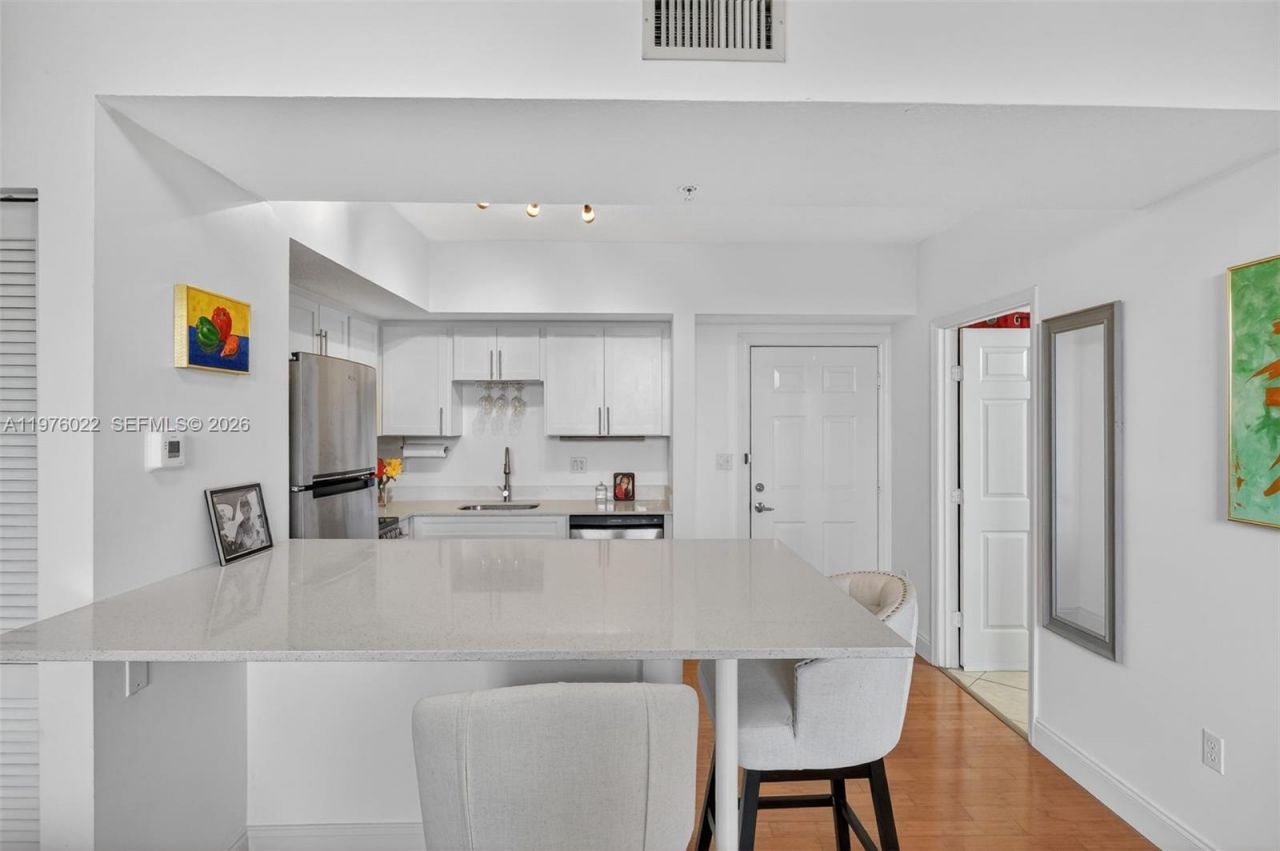 2630 SW 28th St (overbrook), Unit 51, Miami, FL 33133 Photo
