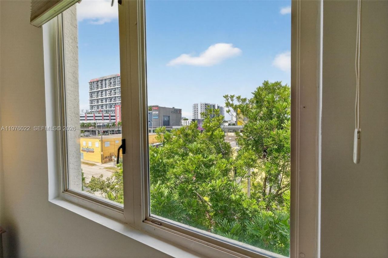 2630 SW 28th St (overbrook), Unit 51, Miami, FL 33133 Photo