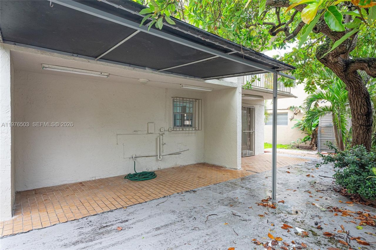 2506 SW 9th St, Unit 1, Miami, FL 33135 Photo