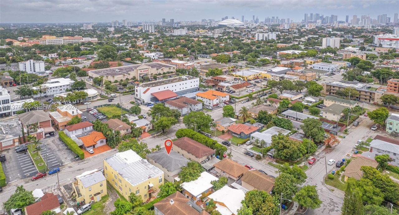 2506 SW 9th St, Unit 1, Miami, FL 33135 Photo