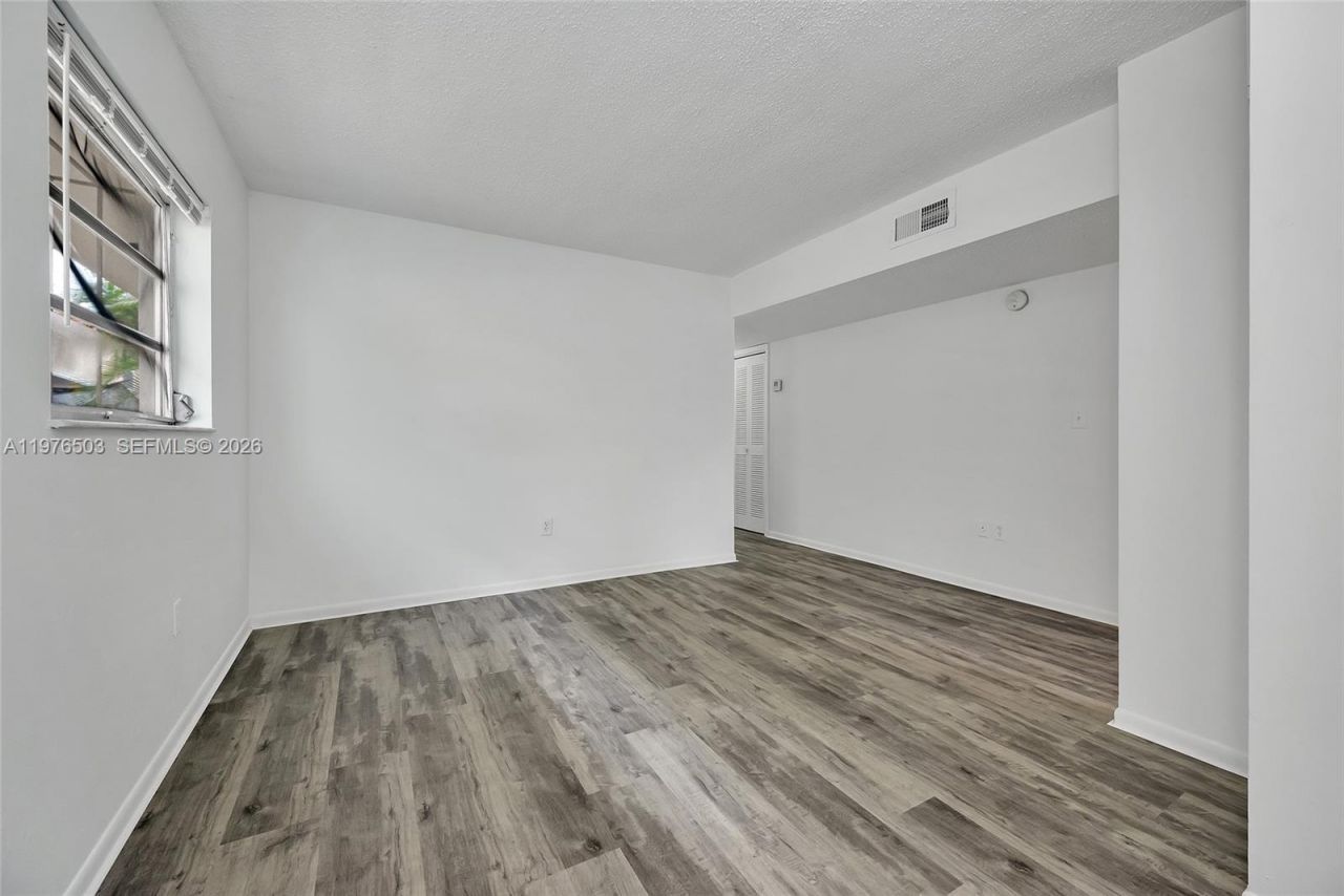 2506 SW 9th St, Unit 1, Miami, FL 33135 Photo