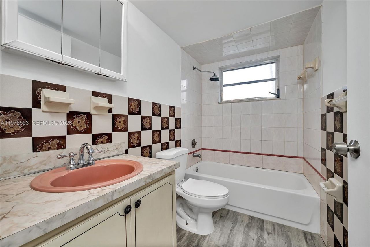 2506 SW 9th St, Unit 1, Miami, FL 33135 Photo