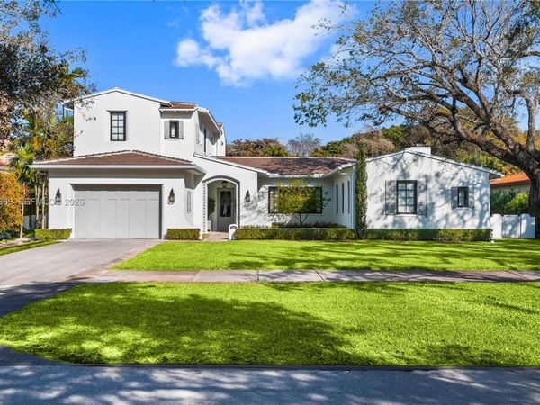 2015 Country Club Prado , Coral Gables, FL 33134