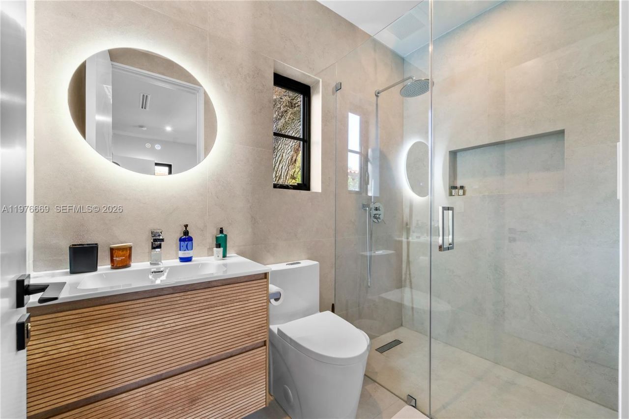 2015 Country Club Prado , Coral Gables, FL 33134 Photo