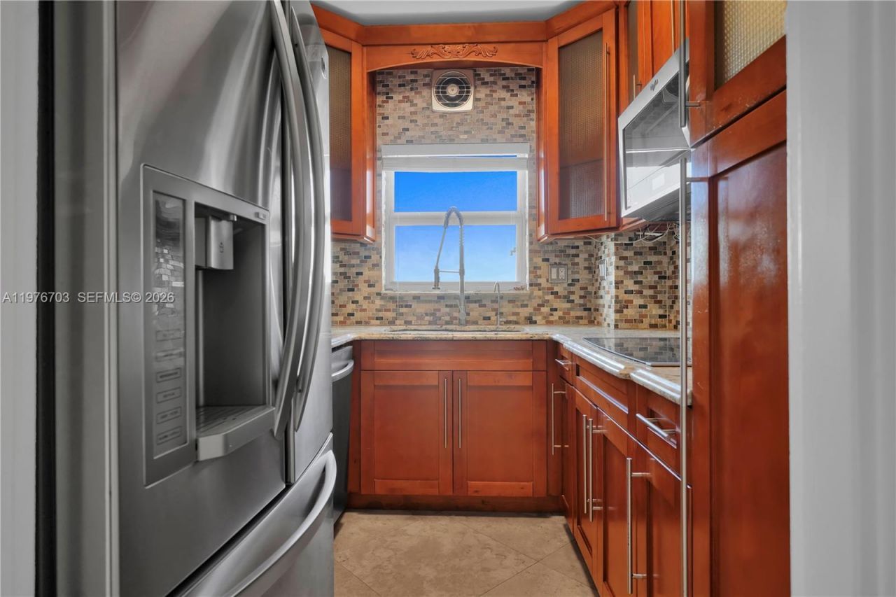 4747 Collins Ave , Unit 1403, Miami Beach, FL 33140 Photo