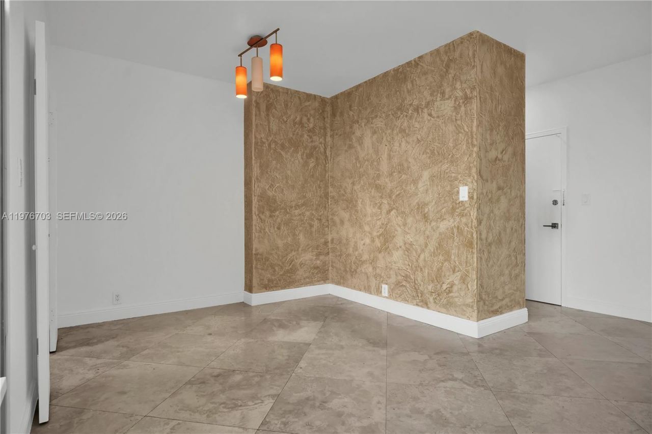 4747 Collins Ave , Unit 1403, Miami Beach, FL 33140 Photo