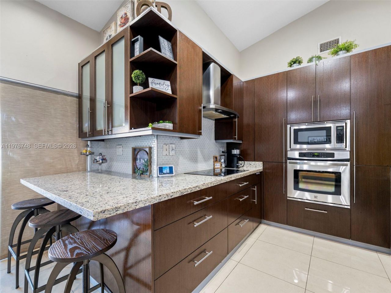 615 NW 134th Pl , Miami, FL 33182 Photo