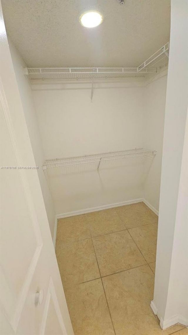 2033 SE 10th Ave, Unit 614, Fort Lauderdale, FL 33316 Photo