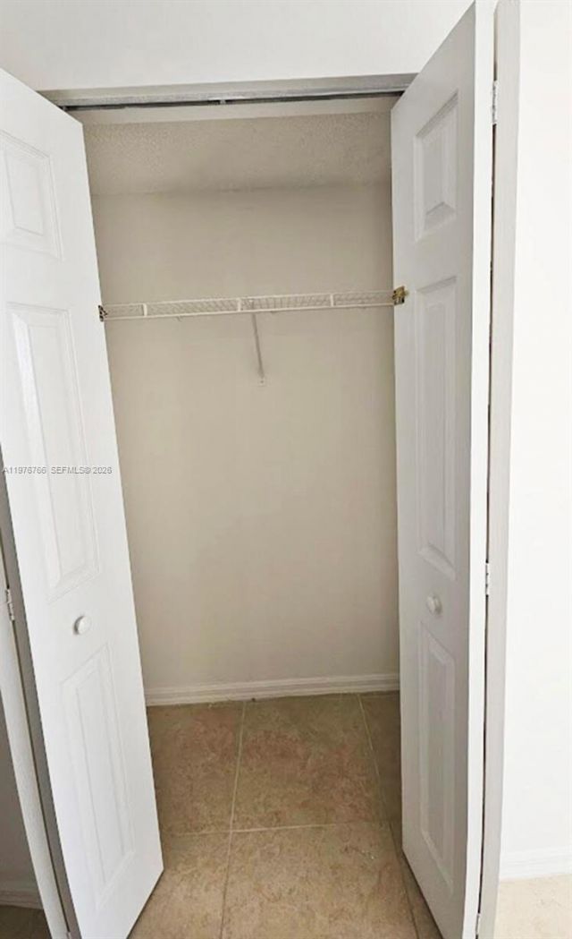 2033 SE 10th Ave, Unit 614, Fort Lauderdale, FL 33316 Photo