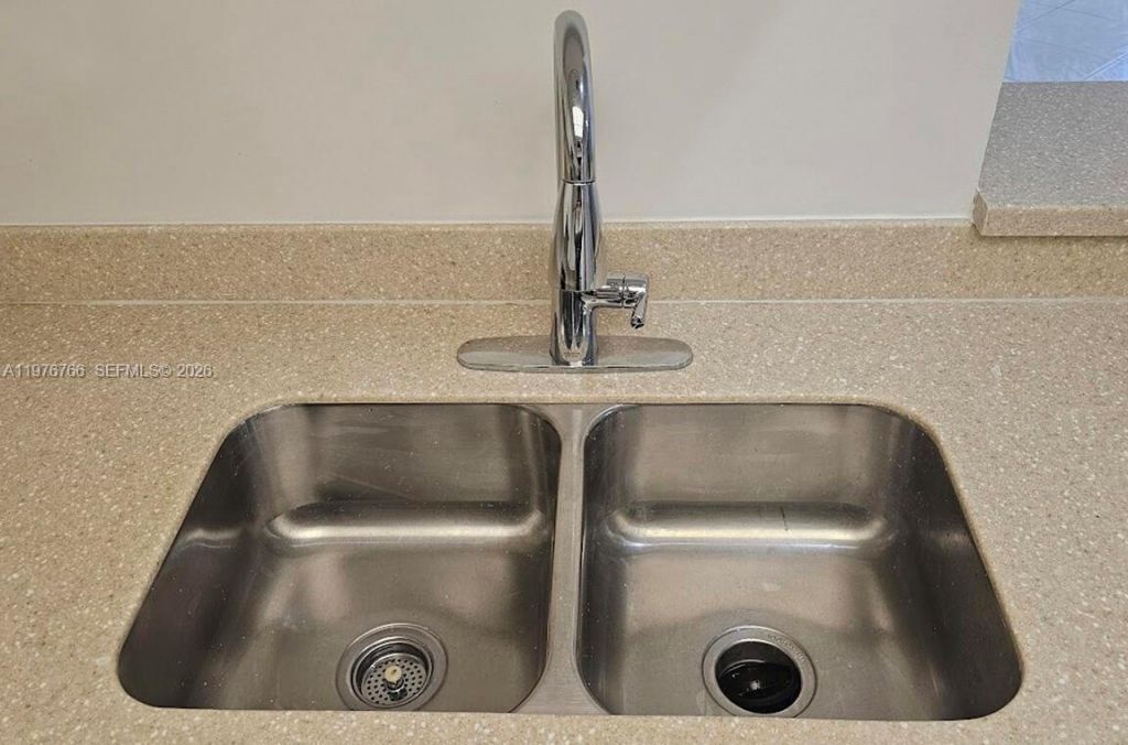 2033 SE 10th Ave, Unit 614, Fort Lauderdale, FL 33316 Photo