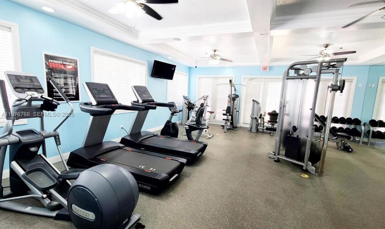 2033 SE 10th Ave, Unit 614, Fort Lauderdale, FL 33316 Photo