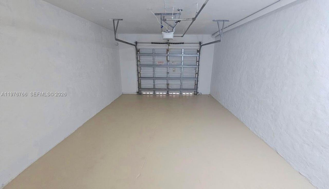 2033 SE 10th Ave, Unit 614, Fort Lauderdale, FL 33316 Photo