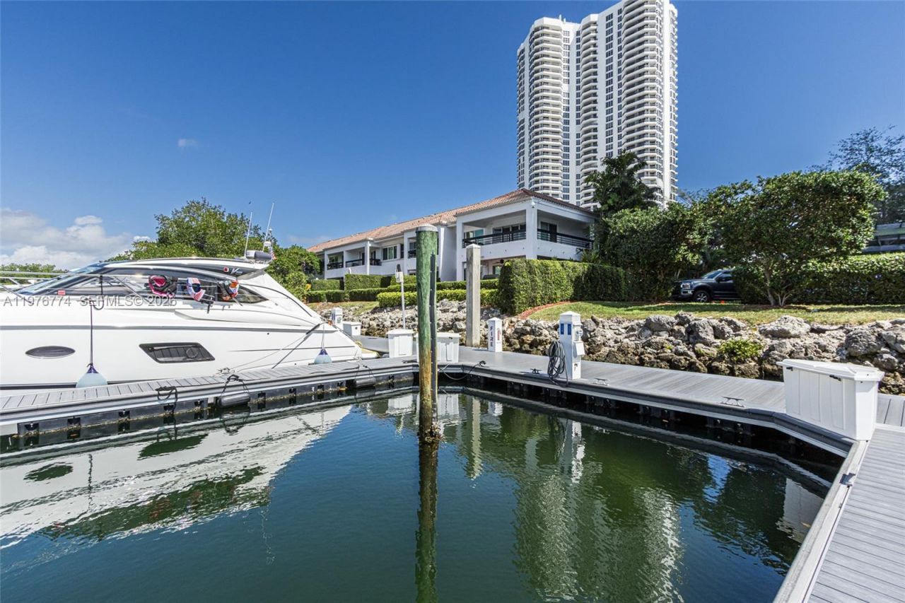 3575 Mystic Pointe Dr , Aventura, FL 33180 Photo