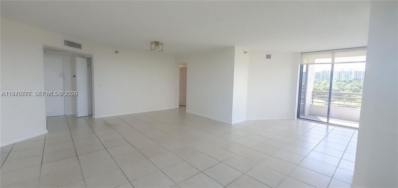 3300 NE 191st St , Unit 501, Aventura, FL 33180 Photo