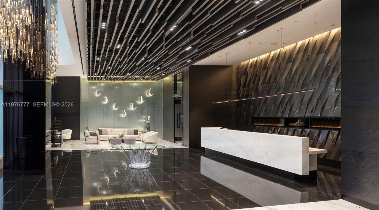 851 NE 1st Ave , Unit PH 5700, Miami, FL 33132 Photo