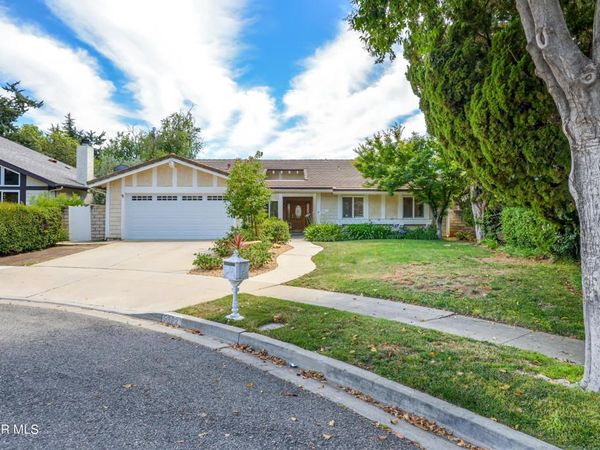 5962 Oak Meadow Place, Oak Park, CA 91377
