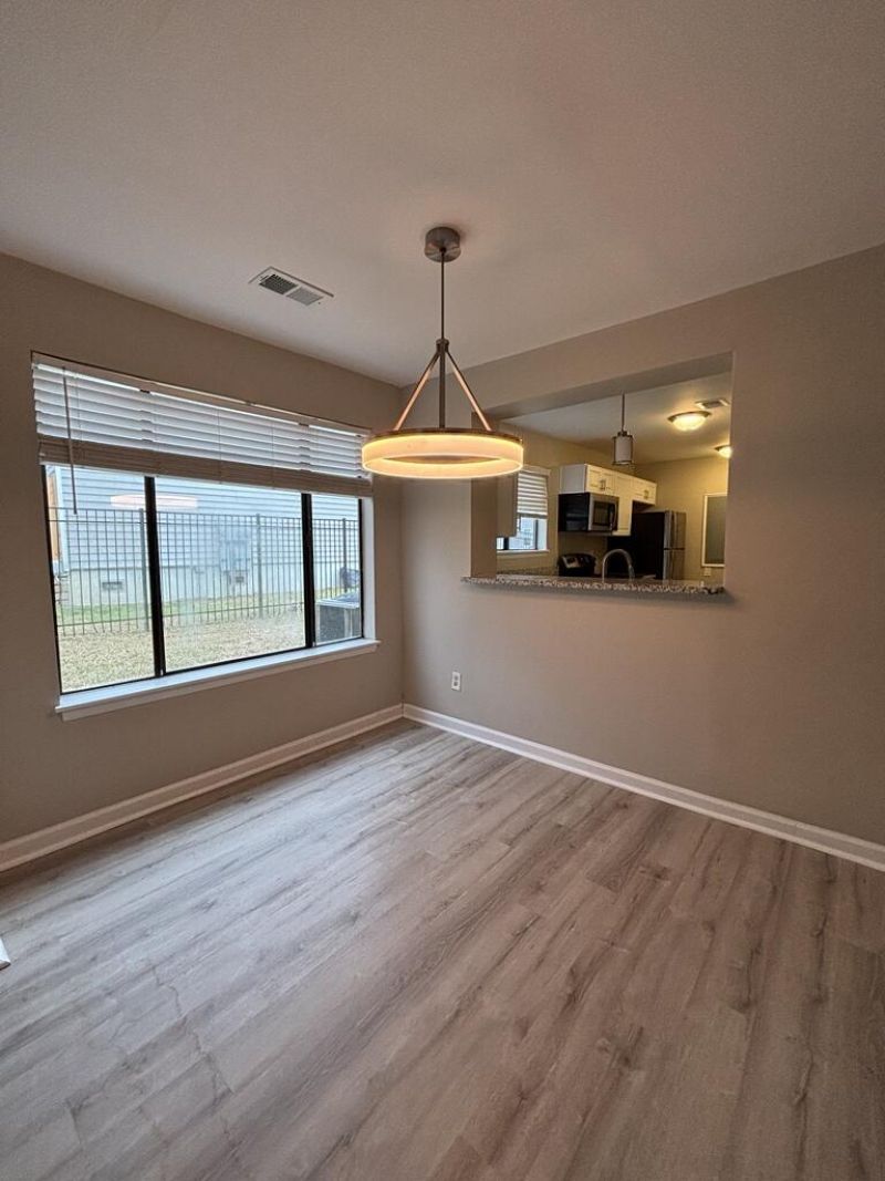 8483 Yadkin Circle Photo 10