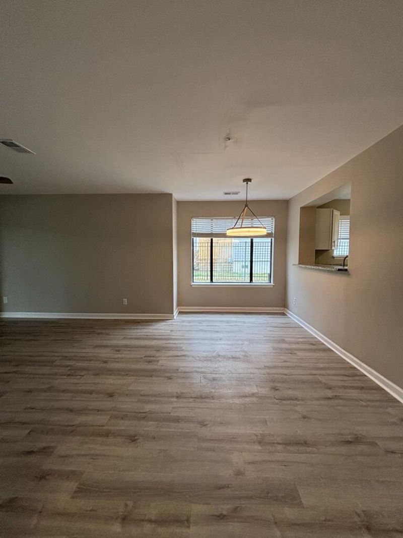 8483 Yadkin Circle Photo 13