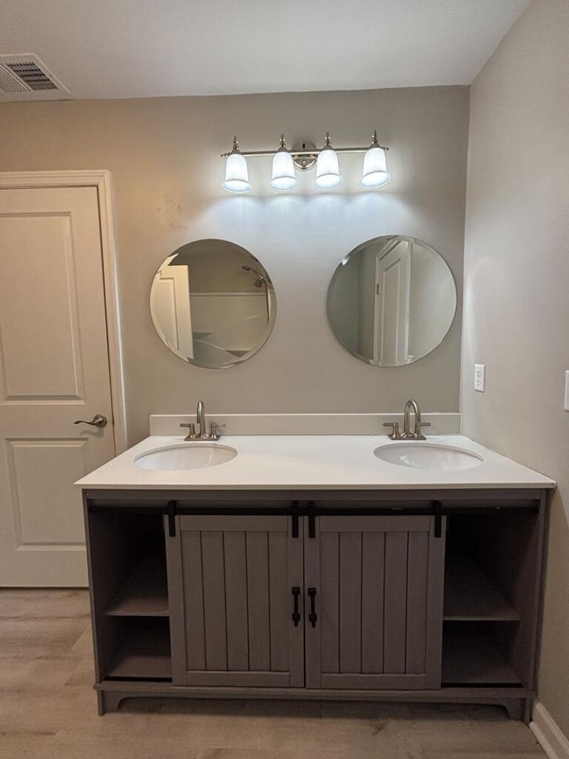 8483 Yadkin Circle Photo 21