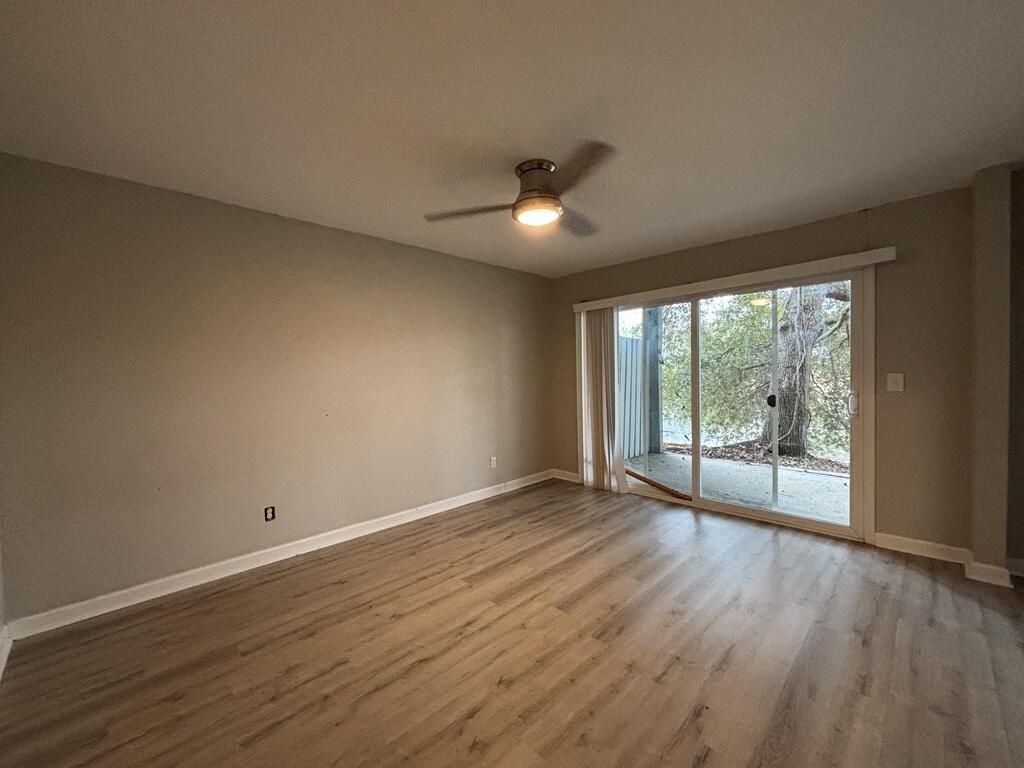 8483 Yadkin Circle Photo 23