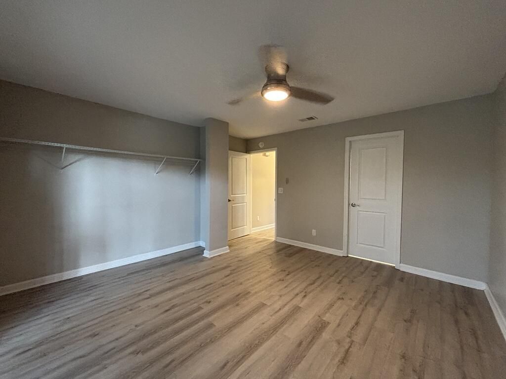 8483 Yadkin Circle Photo 24