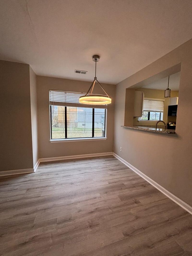 8483 Yadkin Circle Photo 9