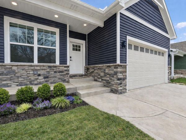 1504 Waverly Road, Porter, IN 46304