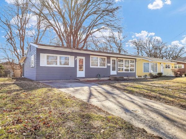 275 Wayside Avenue, Decatur, IL 62521