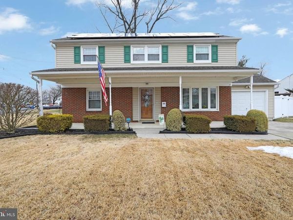 11 HERITAGE ROAD, MARLTON, NJ 08053