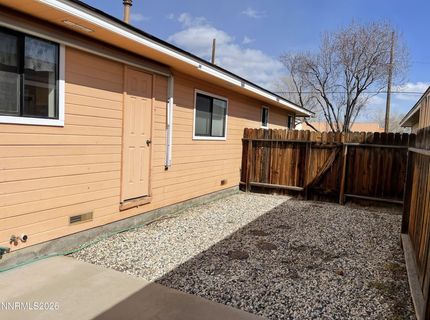 321 S West Street, Yerington, NV 89447 Photo