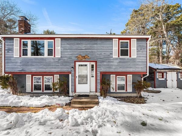 10 Oriole Way, Plymouth, MA 02360