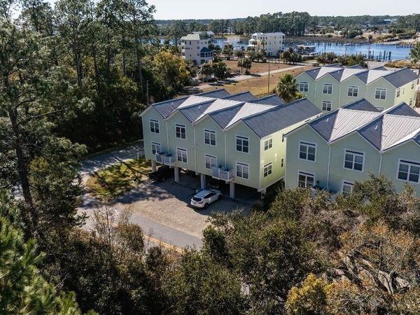 709 SE 3rd Street, Unit D, Carrabelle, FL 32322