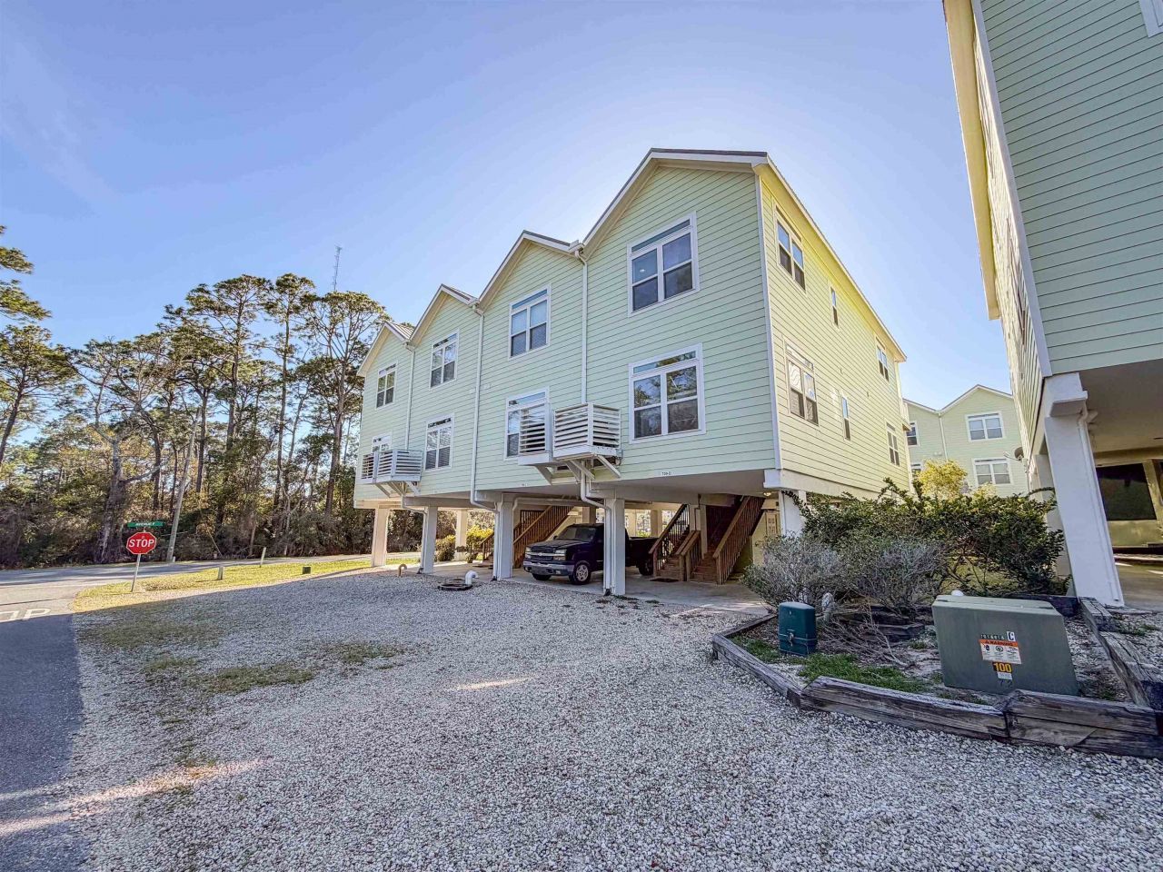 709 SE 3rd Street, Unit D, Carrabelle, FL 32322 Photo