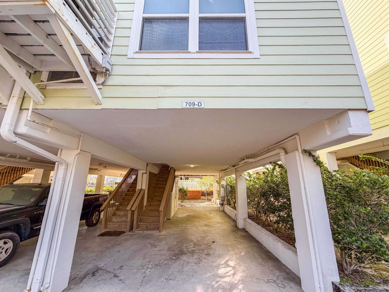 709 SE 3rd Street, Unit D, Carrabelle, FL 32322 Photo