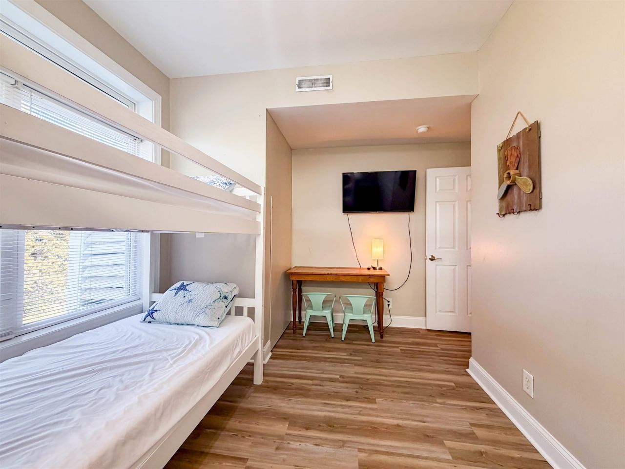 709 SE 3rd Street, Unit D, Carrabelle, FL 32322 Photo