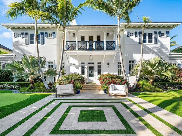 1041 Seaspray Avenue, Delray Beach, FL 33483