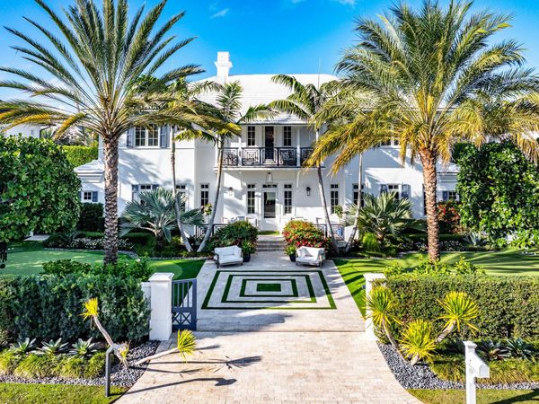 1041 Seaspray Avenue, Delray Beach, FL 33483