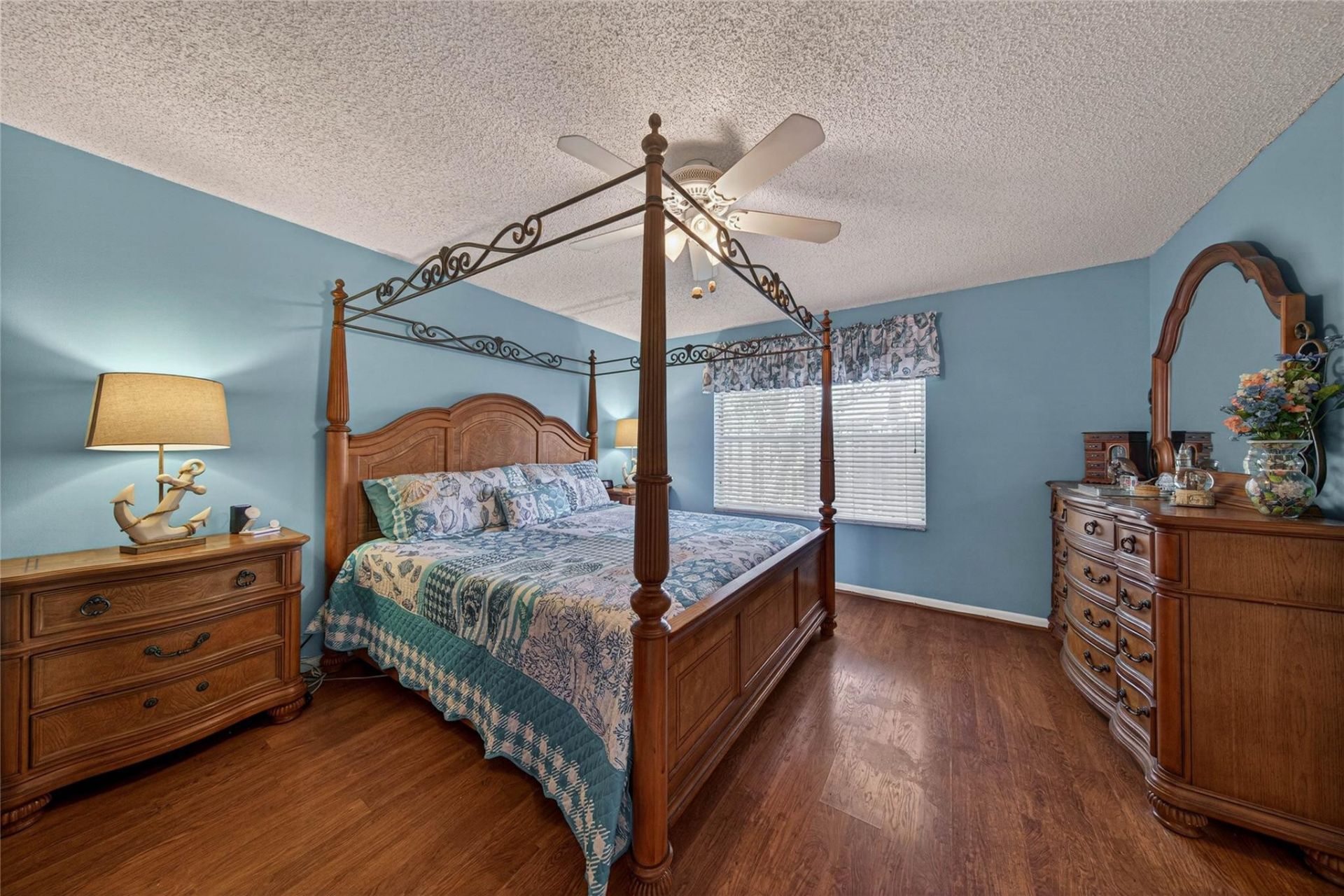 351 E Riverbend Drive, Sunrise, FL 33326 Photo