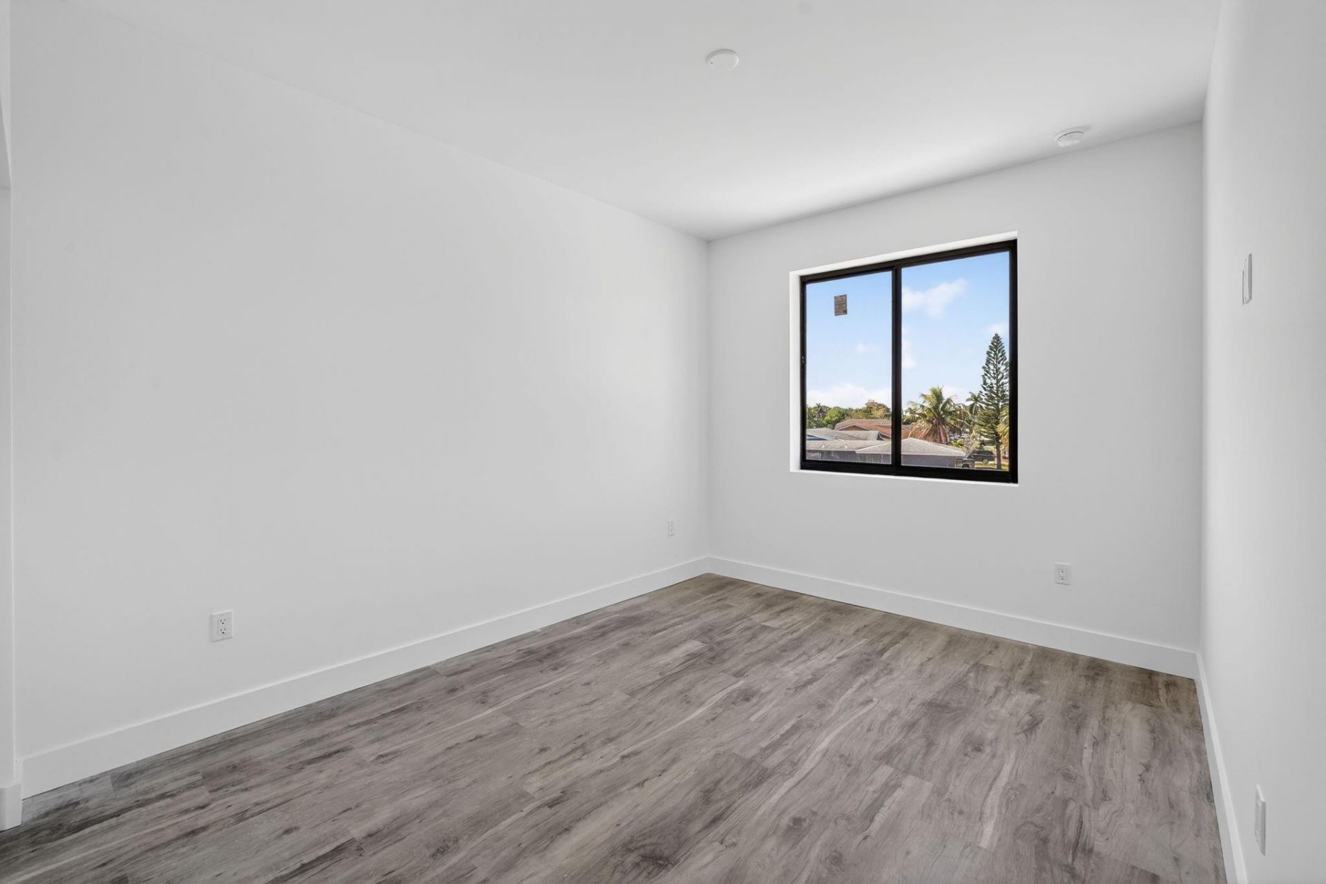 1531-1537 N Dixie Highway, Unit 1531, Pompano Beach, FL 33060 Photo