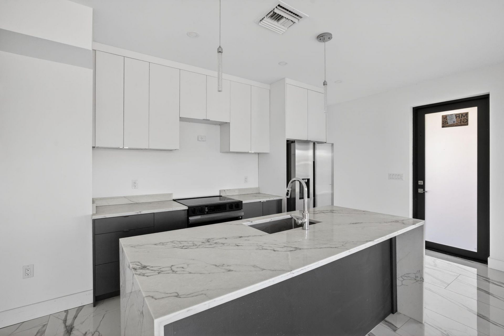 1531-1537 N Dixie Highway, Unit 1531, Pompano Beach, FL 33060 Photo