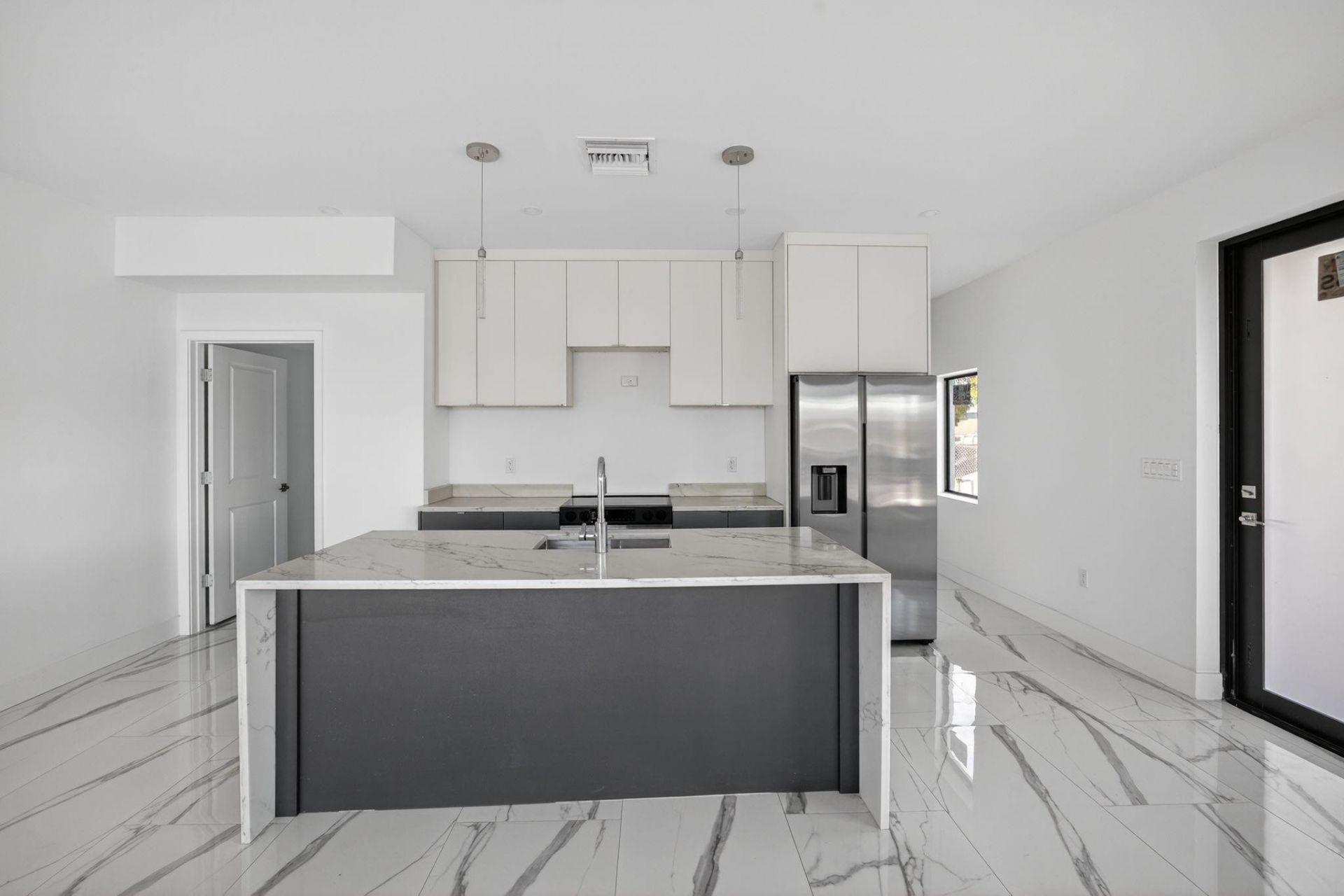 1531-1537 N Dixie Highway, Unit 1531, Pompano Beach, FL 33060 Photo