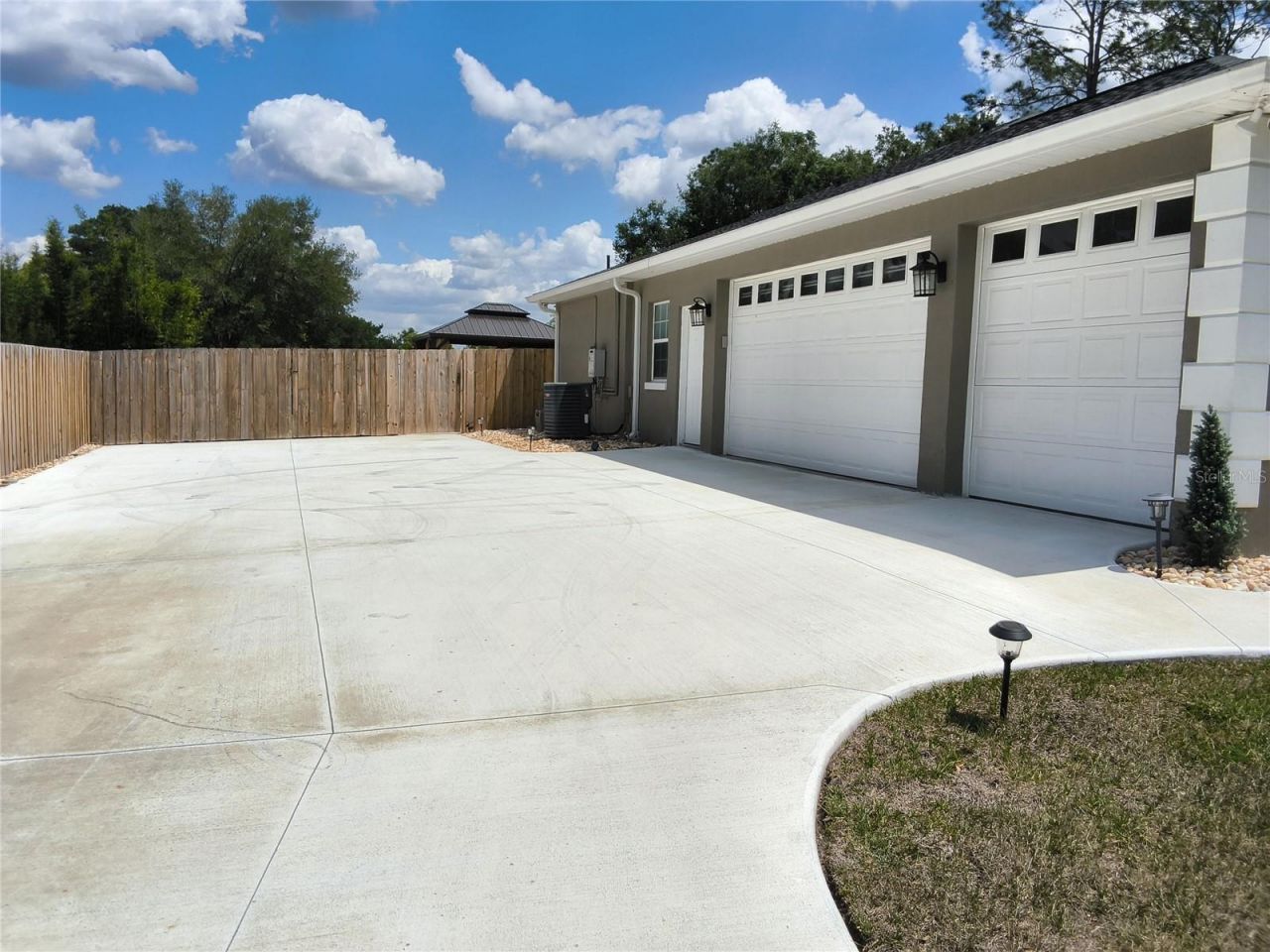 551 NE 61st Terrace, Ocala, FL 34470 Photo