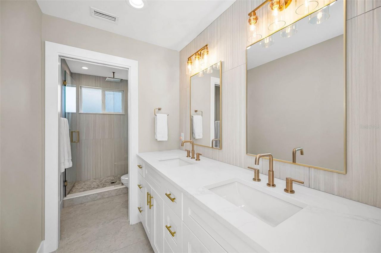 7692 132nd Way, Seminole, FL 33776 Photo